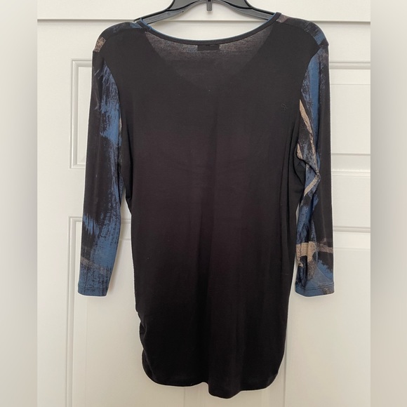 Edista boutique 3/4 sleeve soft v neck top tee size Medium- black with blue - Picture 6 of 6